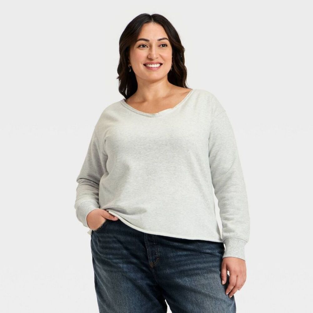 Universal Thread - Women's Oversized Sweatshirt - Universal Thread He Gray